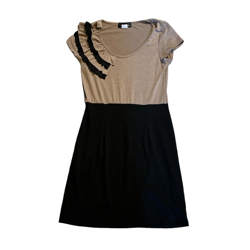 Shoulder Ruffle Dress - Picture 5 of 5